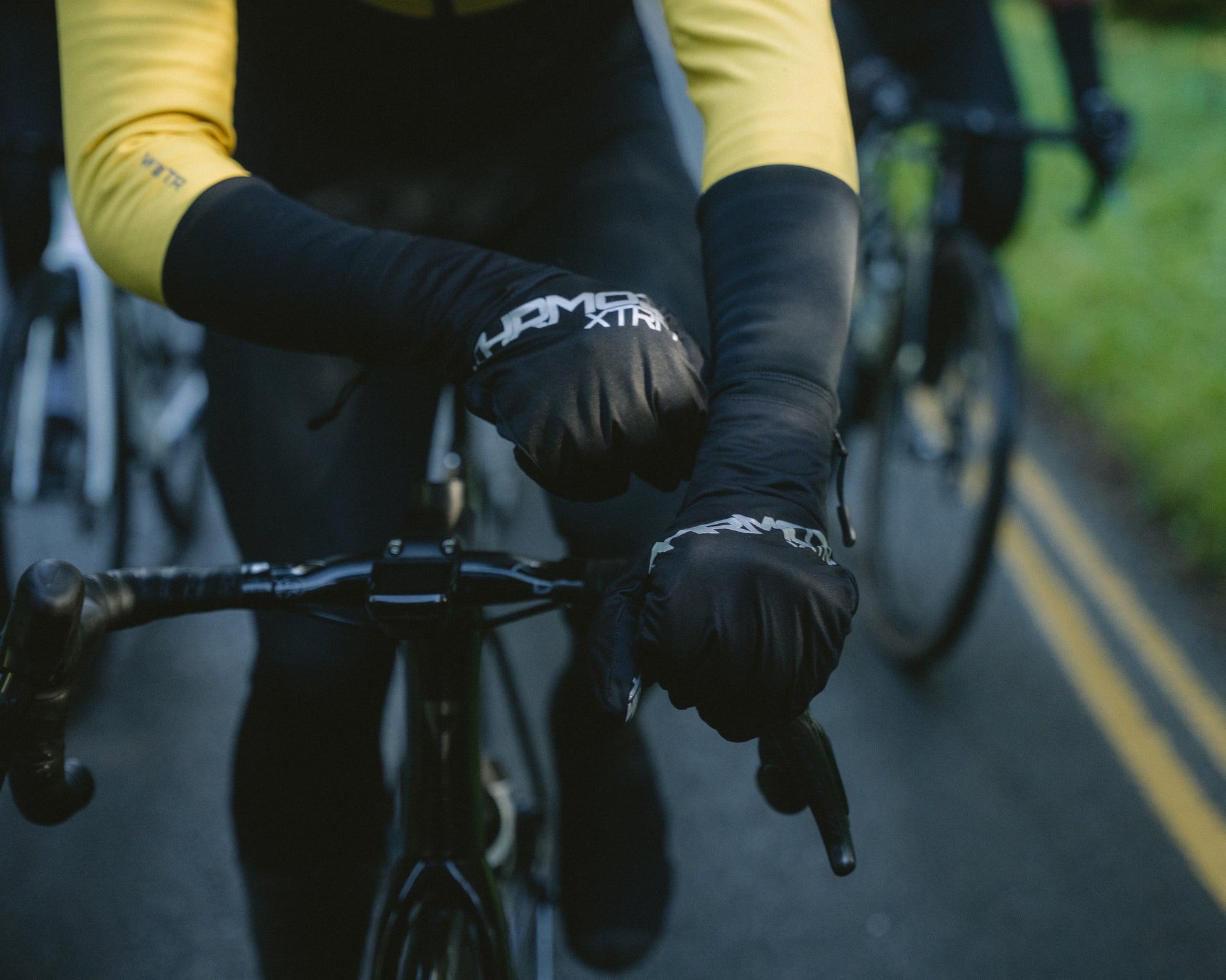 THRMOZ XTRM Deep Winter Gloves with full hand cover – SpatzWear