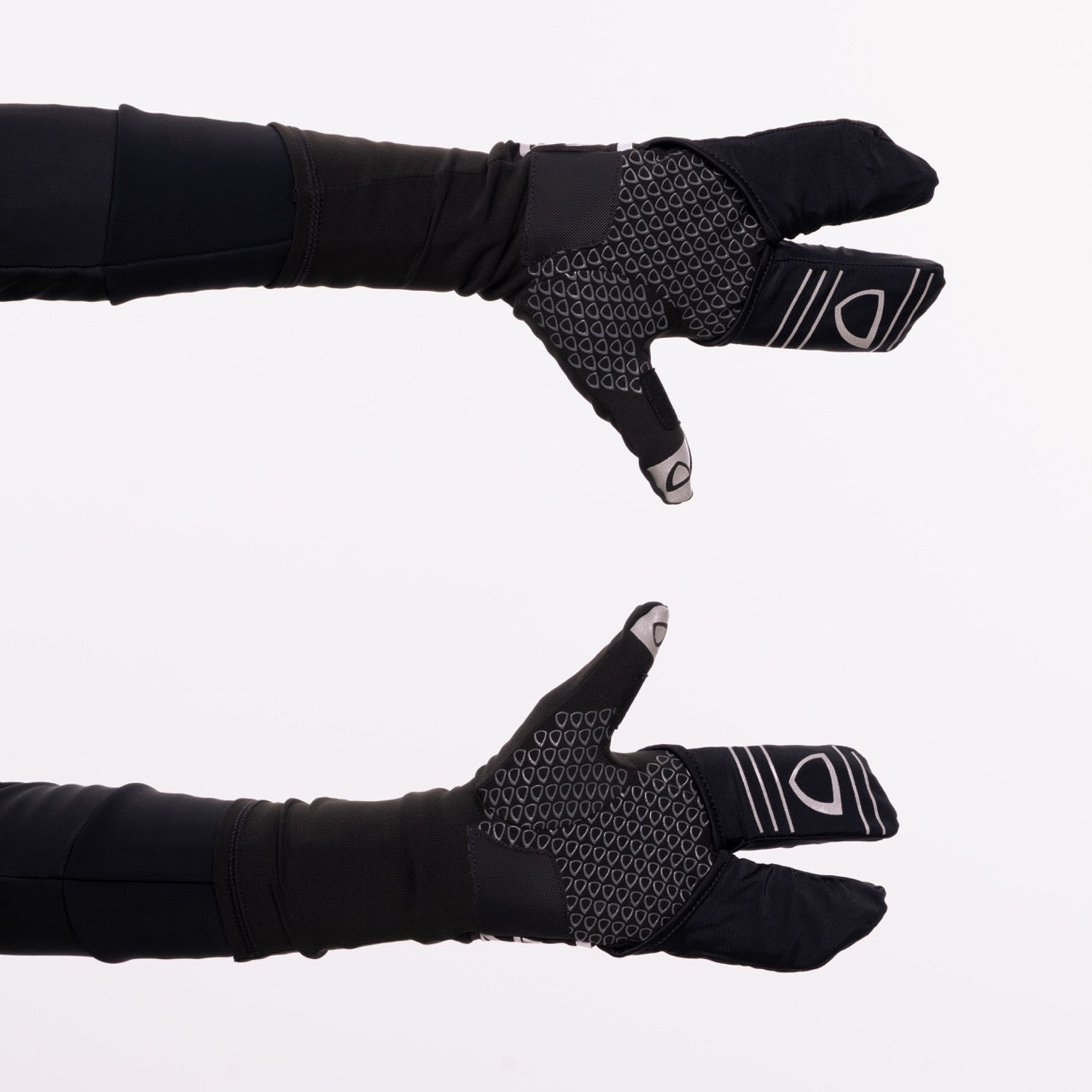 THRMOZ2 Deep Winter Gloves with fold-out wind blocking shells