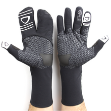 SPATZ "GLOVZ" Race Gloves with fold-out wind blocking shell #GLOVZ