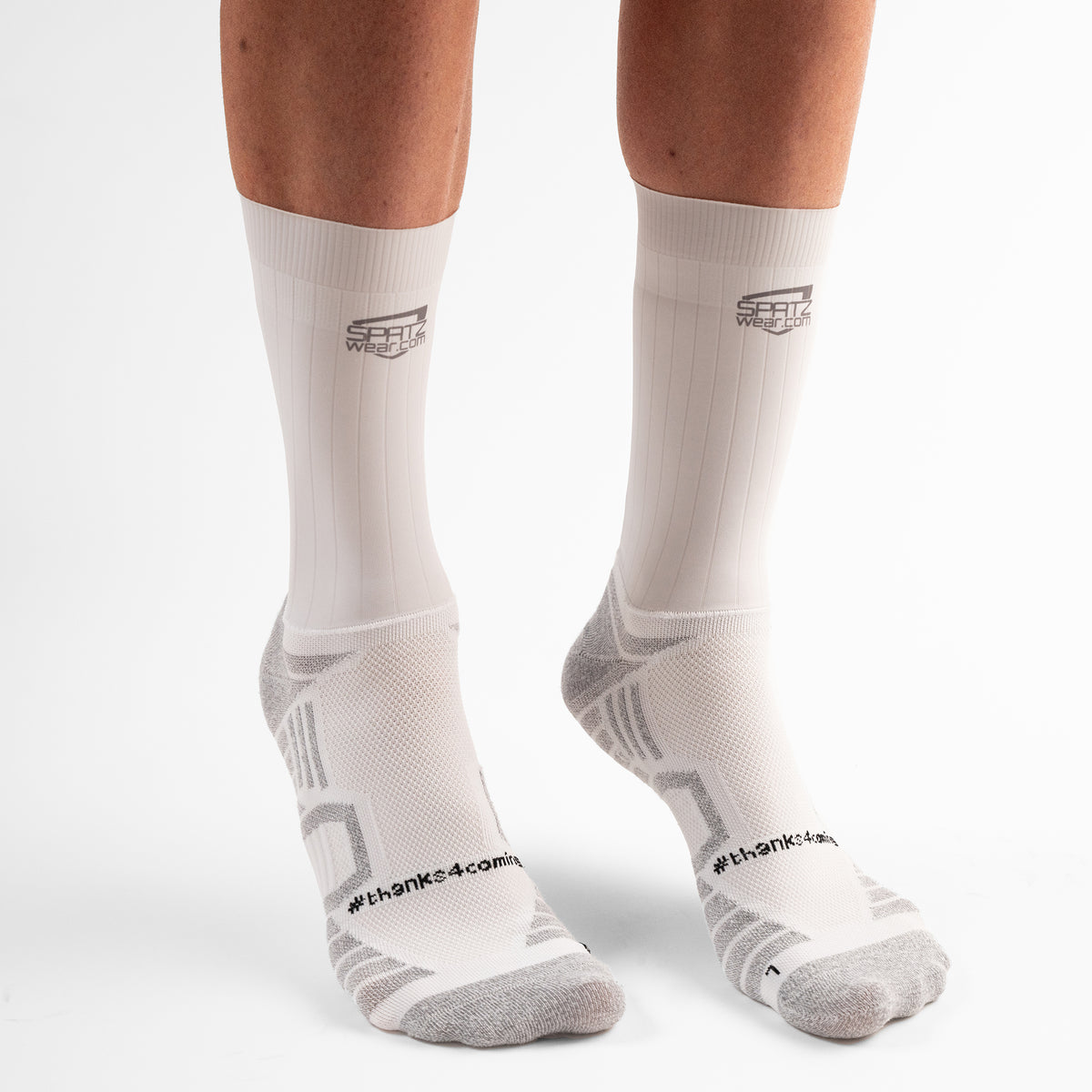 AERO SOKZ Black+White